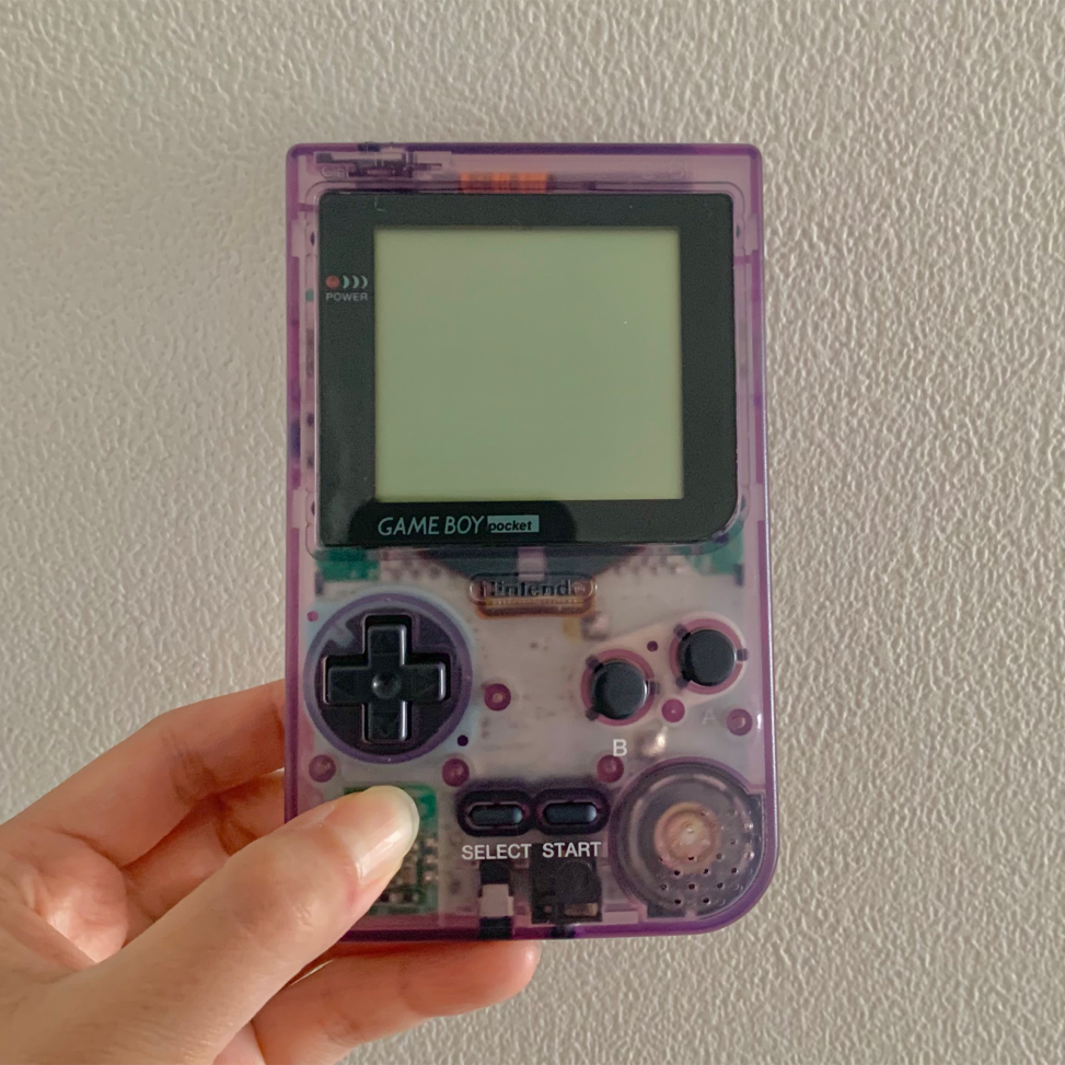 ゲームボーイポケット（クリアパープル）